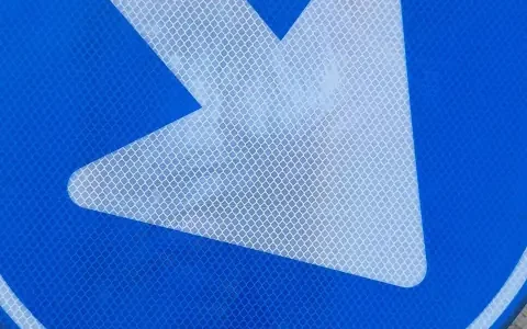 It cleans thoroughly without dulling or damaging the reflective surface